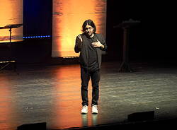 Max Angioni al Teatro di Varese 