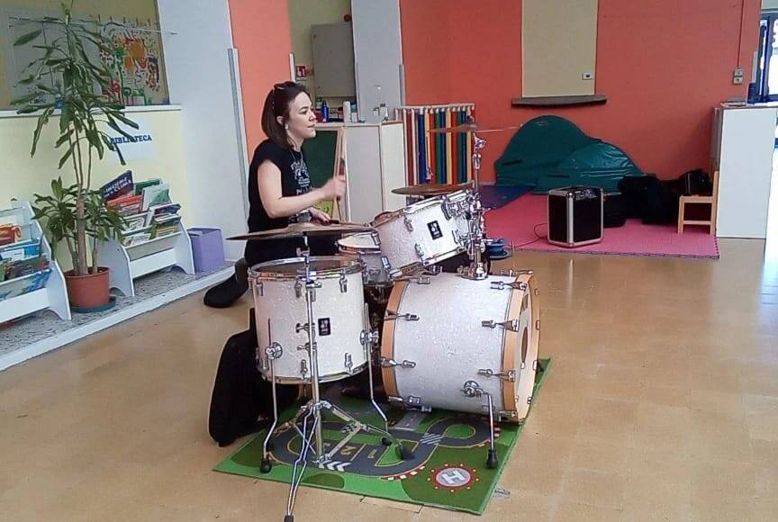 batteria all'asilo di laveno