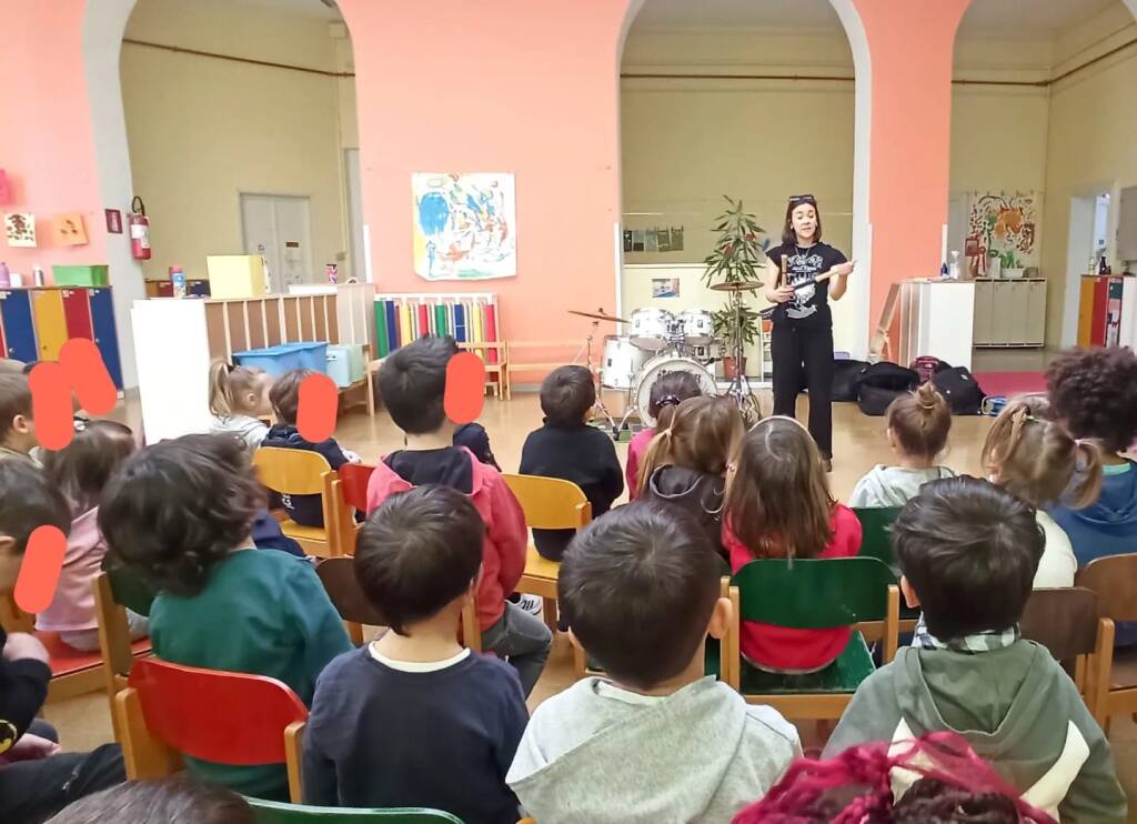batteria all'asilo di laveno