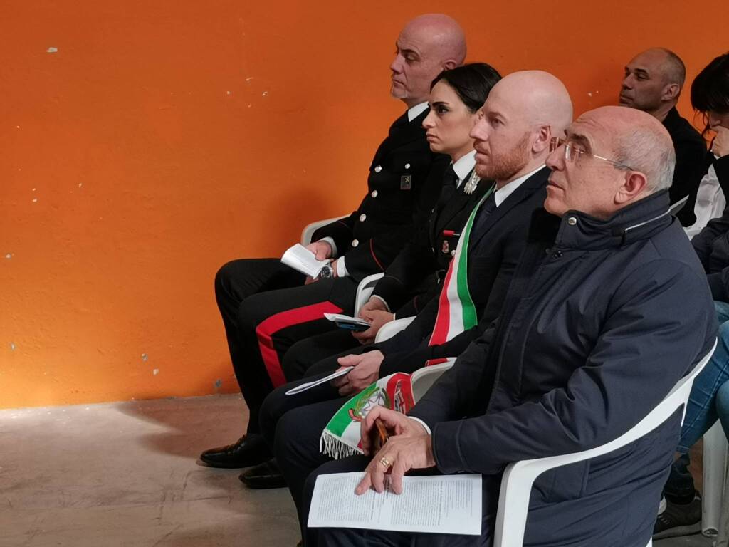 Don Mazzi celebra la Santa messa a "La Valle di Ezechiele" a Fagnano Olona 