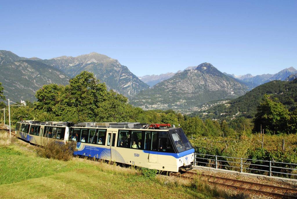 Ferrovia Vigezzina - cento anni foto 