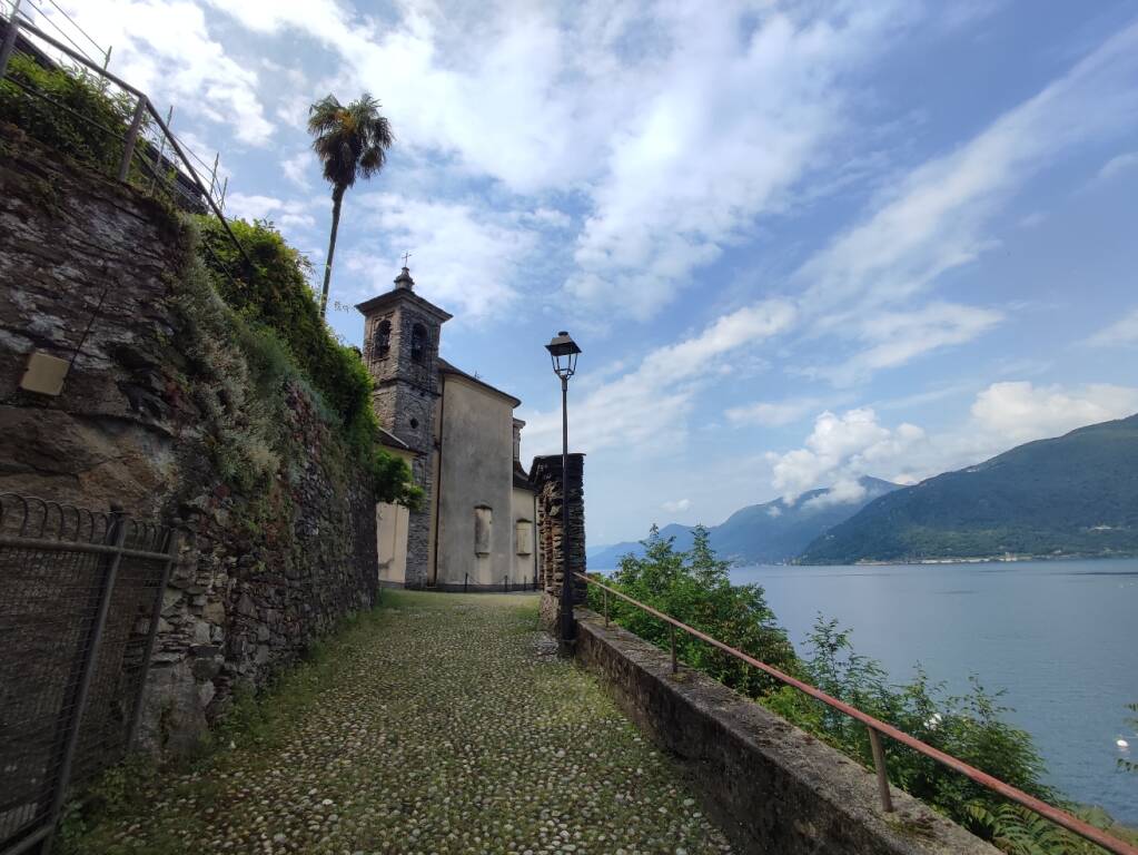 La madonnina della punta di Maccagno