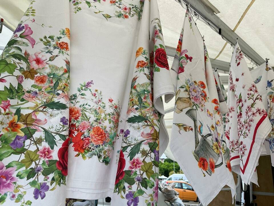 Gli Ambulanti di Forte dei Marmi a Verbania - Intra