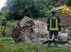 Frana sotto la Rocca di Angera 