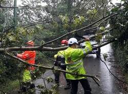 Fango e detriti a Barasso, Protezione Civile al lavoro
