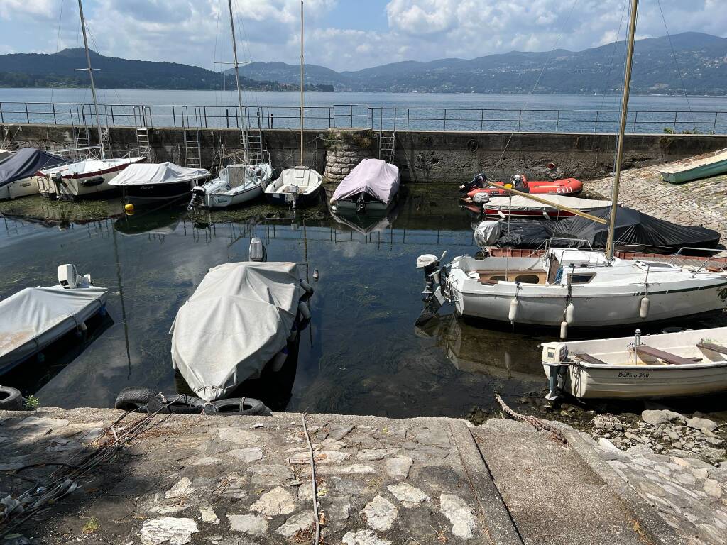 Il Lago Maggiore in secca, le spiagge a Ispra