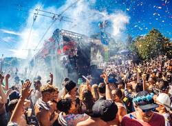 Street parade Zurigo varie