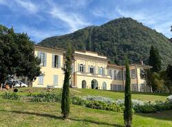 A Laveno Mombello il festival della biblioterapia: le foto del primo giorno 
