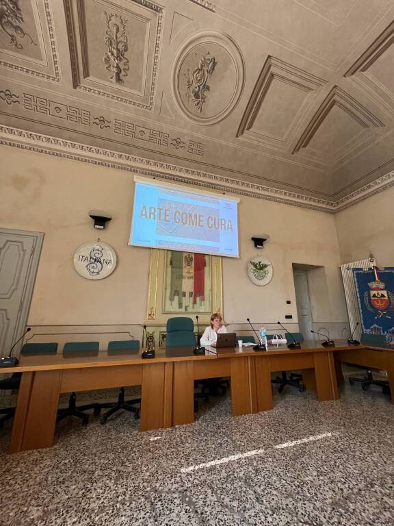 A Laveno Mombello il festival della biblioterapia: le foto del primo giorno 