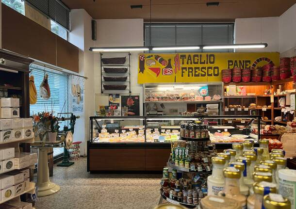 Il negozio Vegé di Ispra compie 60 anni