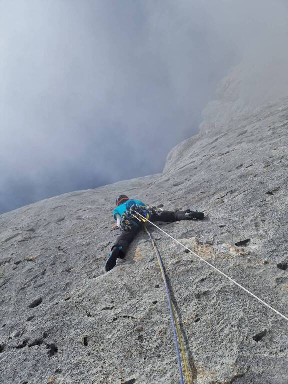 Matteo Della Bordella e Iris Bielli liberano "Madre roccia", nuova via alpinistica sulla Marmolada