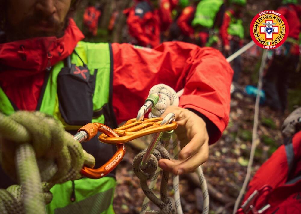 Simulazione di intervento a Piero degli uomini del Soccorso Alpino