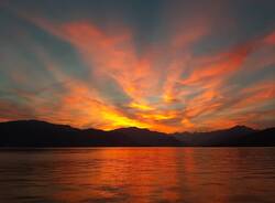 tramonto panorama lago maggiore da cerro