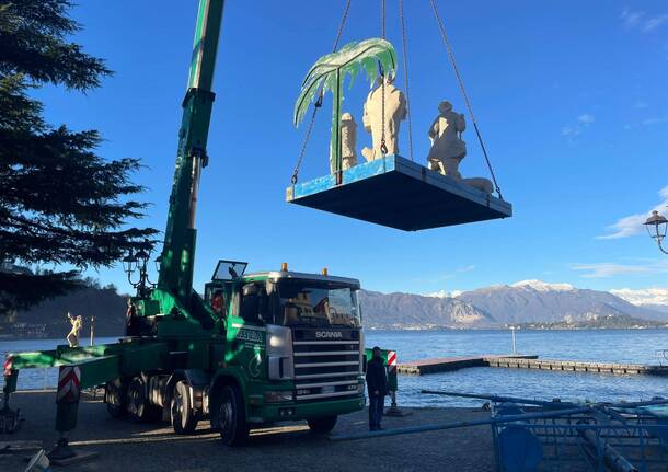 Posa del presepe sommerso 2023 Laveno Mombello 