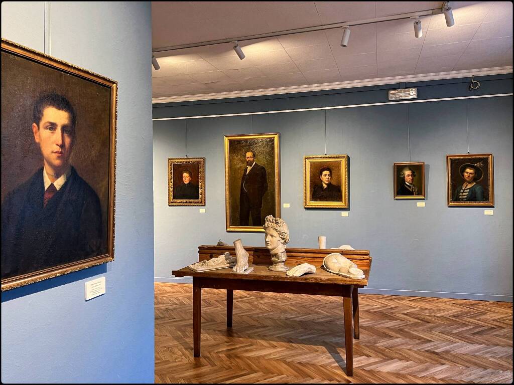 Allestimento permanente alla Scuola di Belle Arti “Rossetti Valentini”