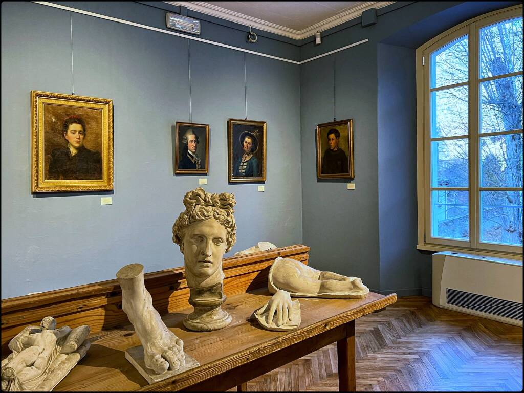 Allestimento permanente alla Scuola di Belle Arti “Rossetti Valentini”