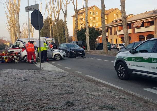 incidente polizia locale busto arsizio