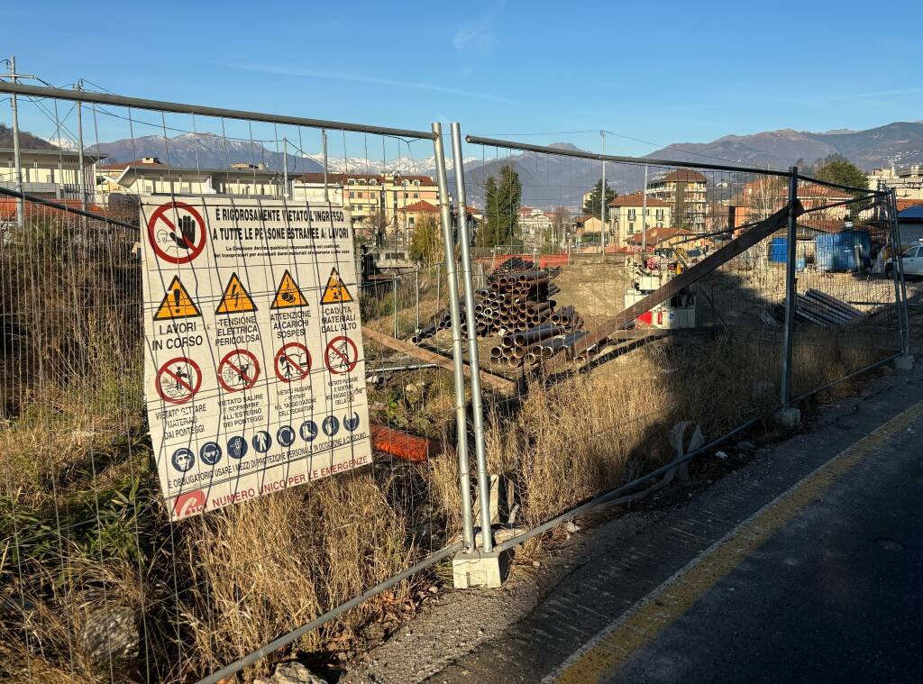 Cantiere Alptransit: chiude la strada tra Cittiglio e Laveno