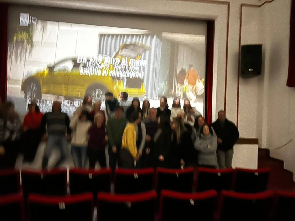 La finalissima di Sanremo al Cinema Santamanzio di Travedona per Clara