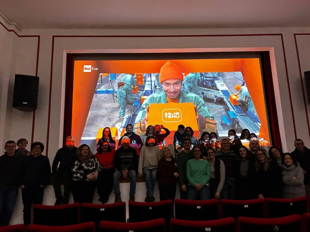 La finalissima di Sanremo al Cinema Santamanzio di Travedona per Clara