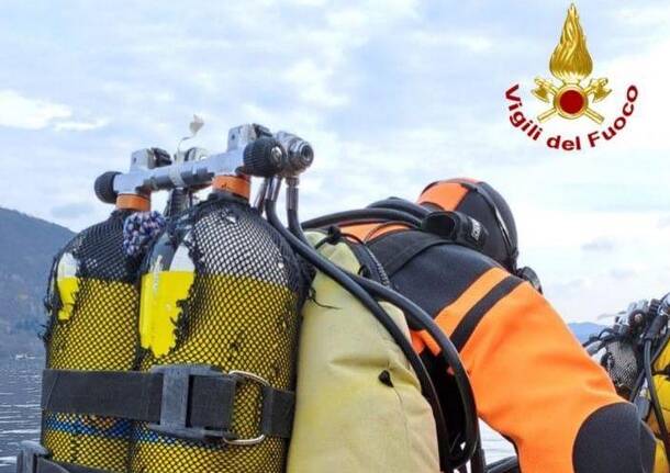 sommozzatori vigili del fuoco