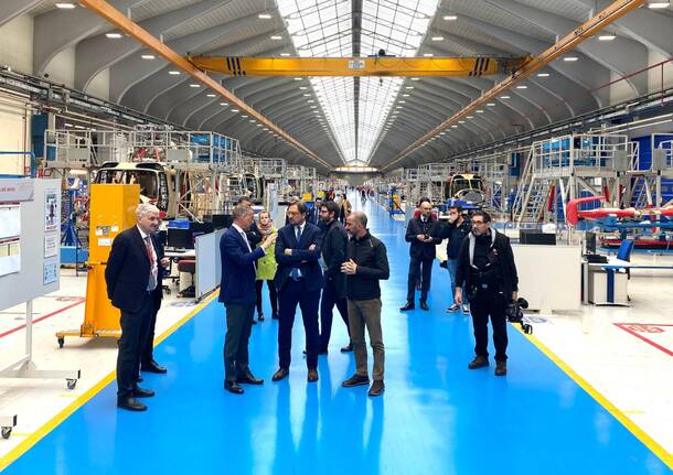 Guido Guidesi in visita alla leonardo