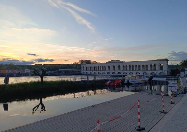 ticino e diga panperduto al tramonto