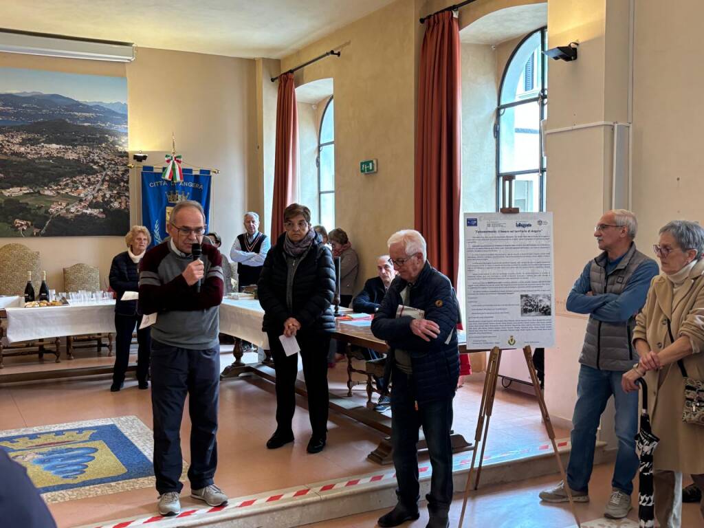 mostra lavoro angera