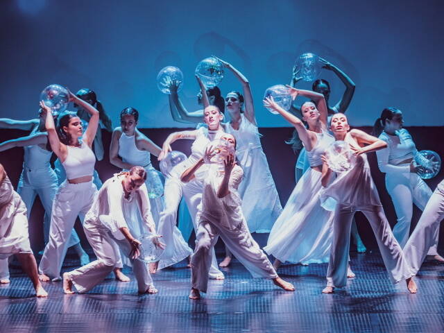 Farfalle Lilla Dance Show