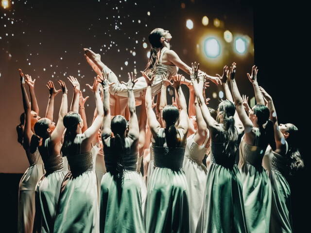 Farfalle Lilla Dance Show