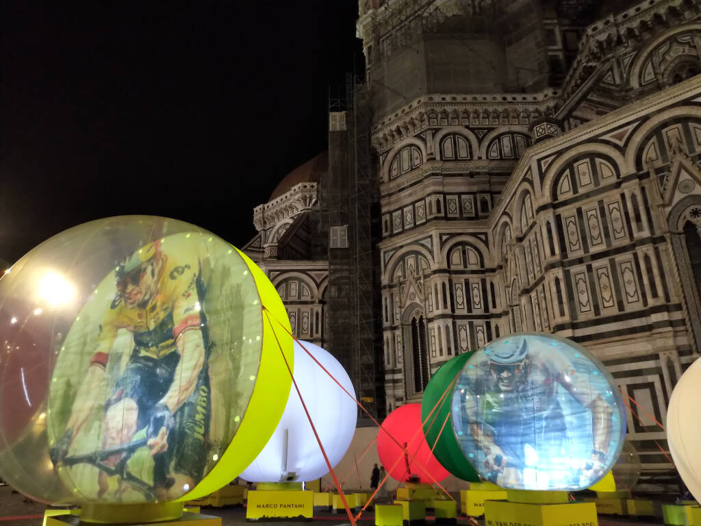 Firenze in giallo per la partenza del Tour de France