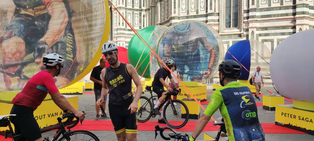 Firenze in giallo per la partenza del Tour de France