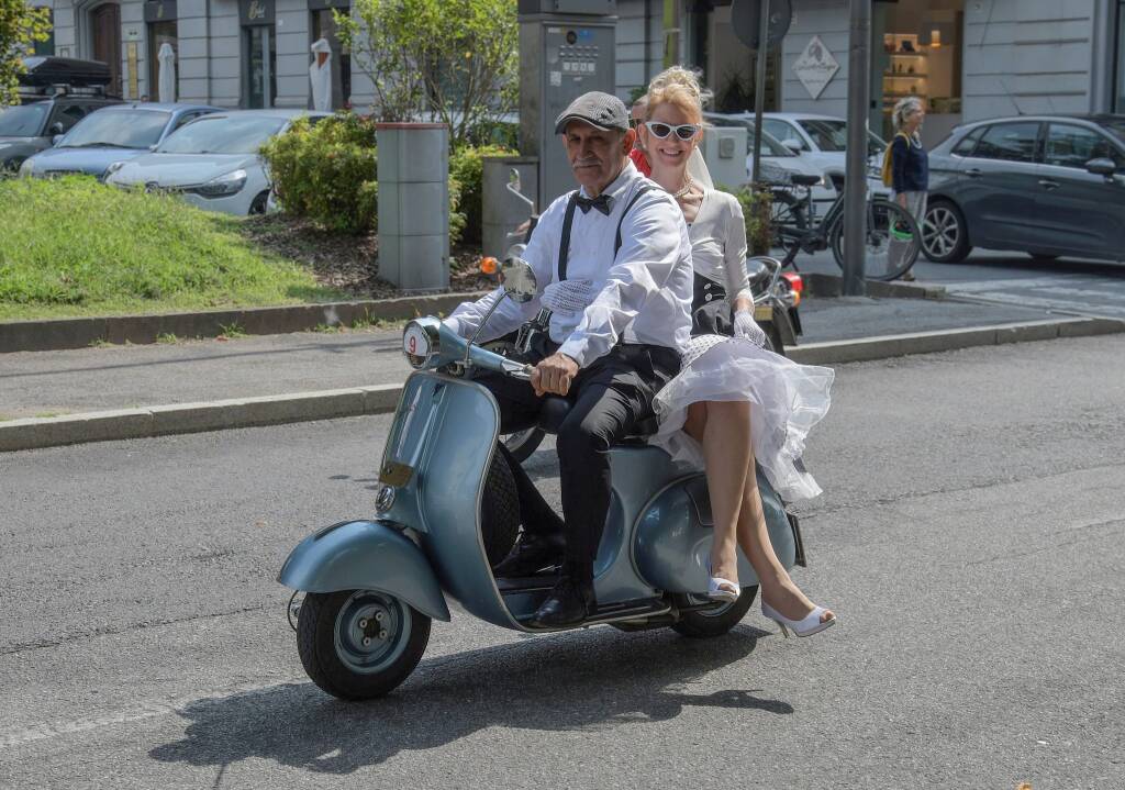 Luino, il concorso d\'eleganza su due ruote