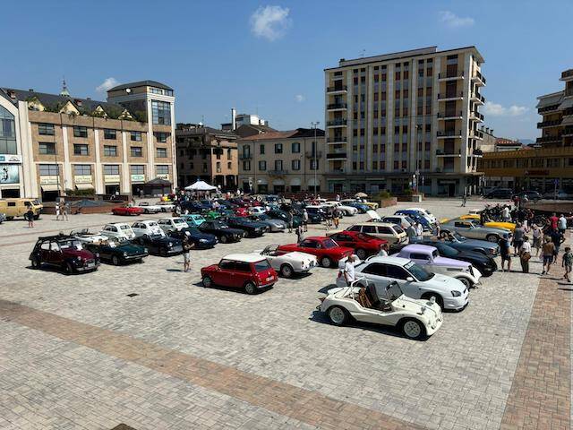 Mitiche in piazza