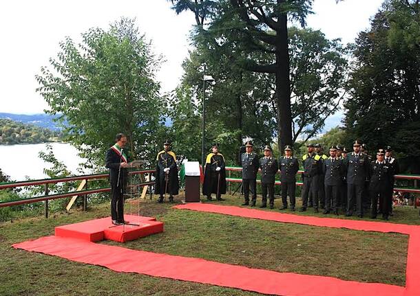 belvedere fiamme gialle laveno mombello
