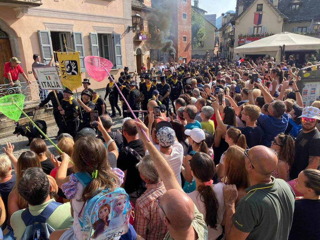 Santa Maria Maggiore - Il raduno internazionale degli spazzacamini 2024 - foto di Ulisse Piana
