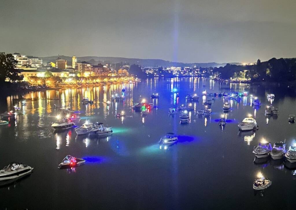 Sesto Calende - Fuochi d'artificio, foto di Ezio Cairoli