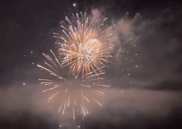 Sesto Calende - Fuochi d'artificio, foto di Ezio Cairoli