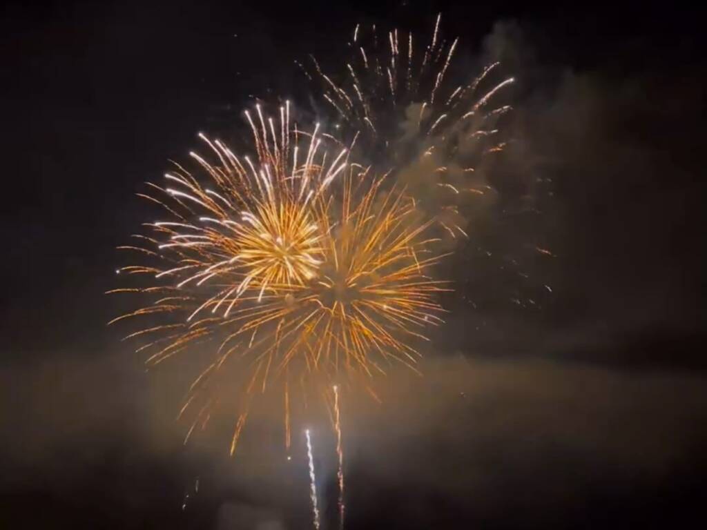 Sesto Calende - Fuochi d'artificio, foto di Ezio Cairoli