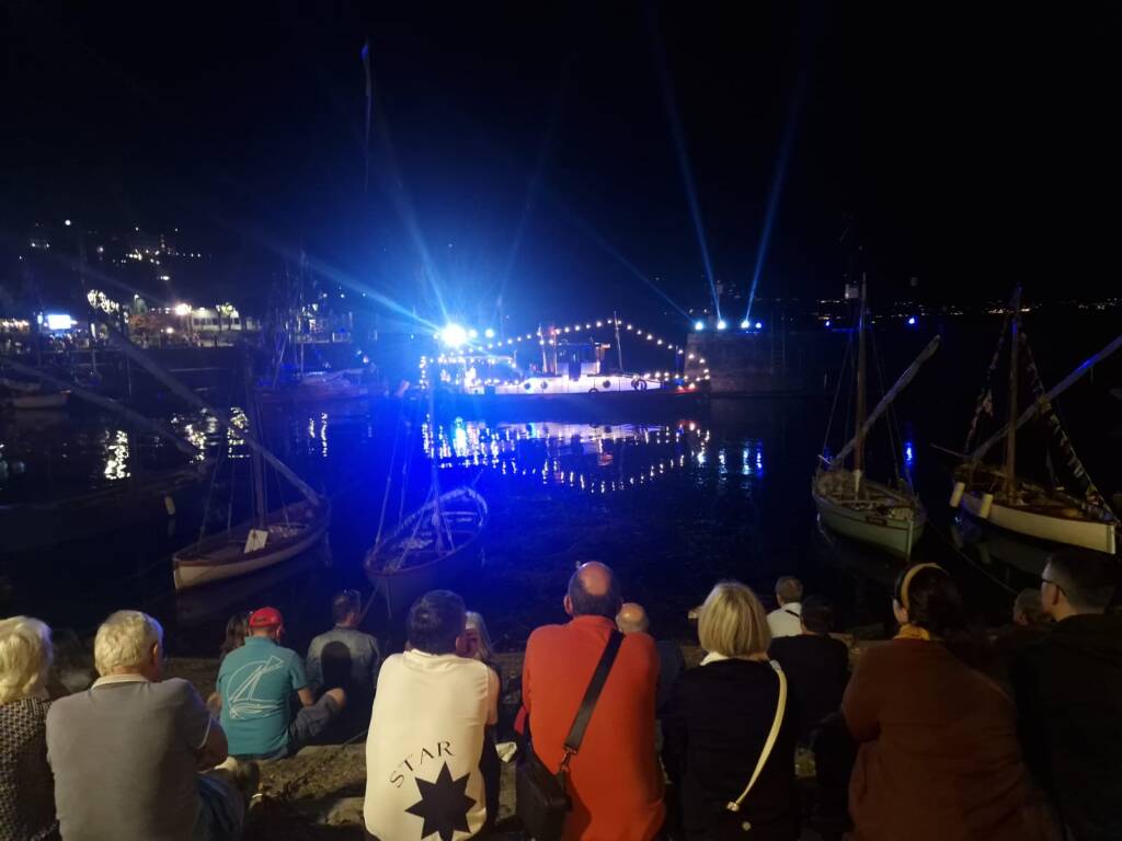 Verbano Classic Festival, Laveno Mombello si anima con concerti sul battello, teatro e acrobati