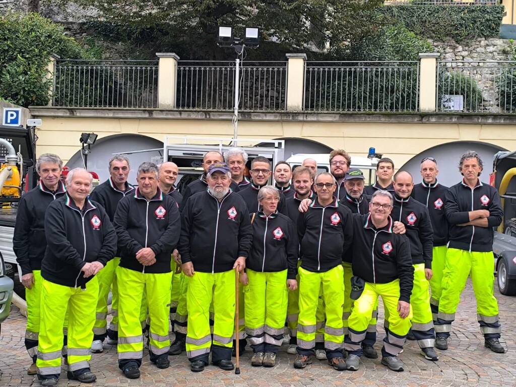squadra volontari antincendio gemonio