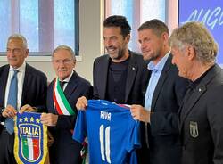 Buon compleanno Gigi Riva: Leggiuno rende omaggio al campione