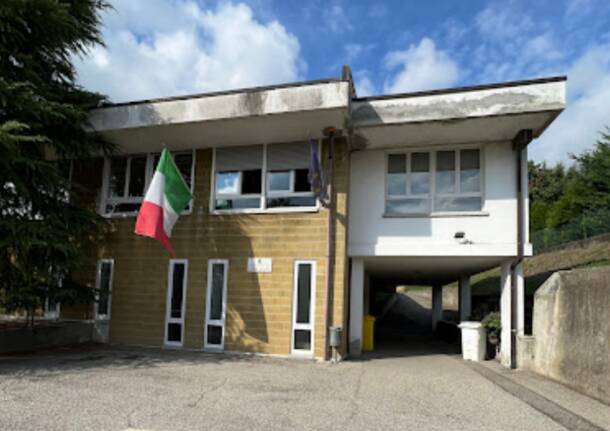 Scuola Matteotti Sesto Calende - google maps