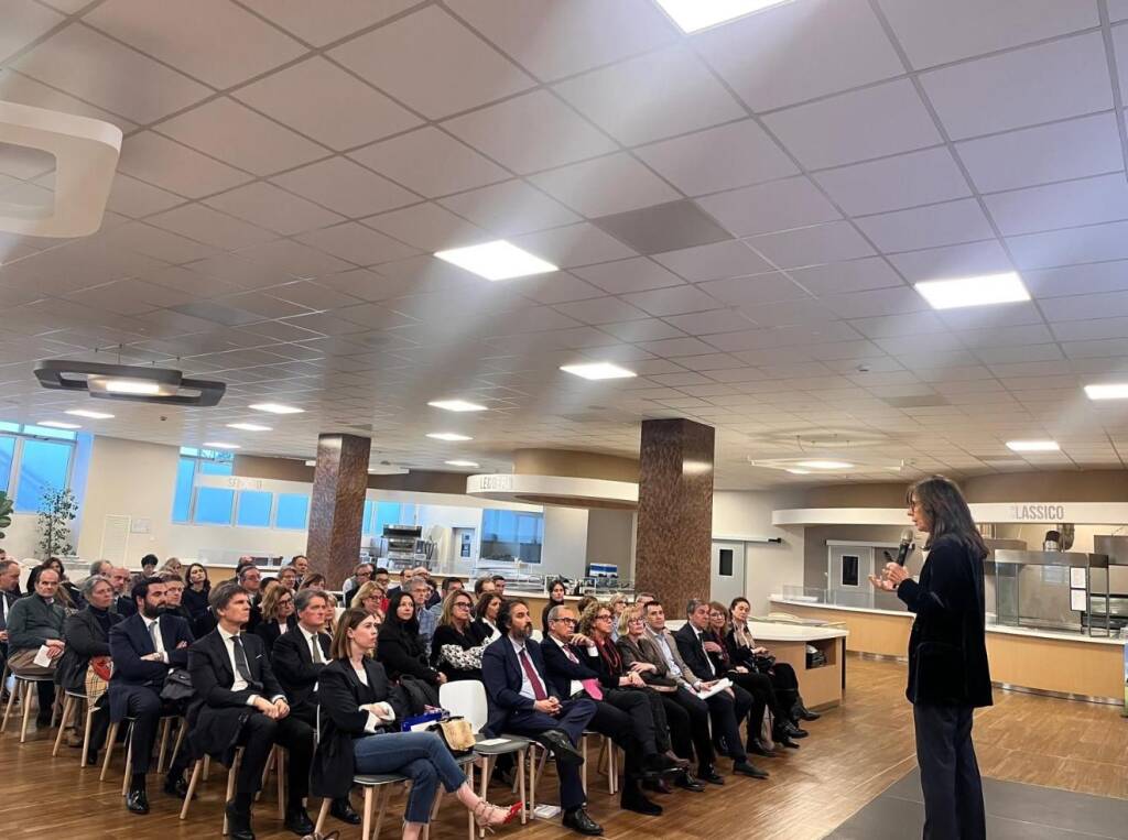 Il rettore della Bocconi a Varese