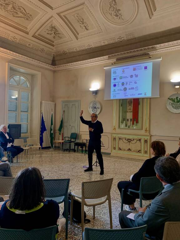 Il Festival della Meraviglia abbatte i confini a Laveno