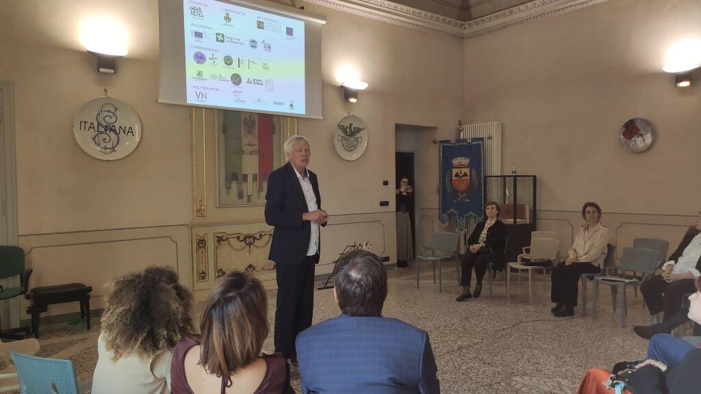 Il Festival della Meraviglia abbatte i confini a Laveno