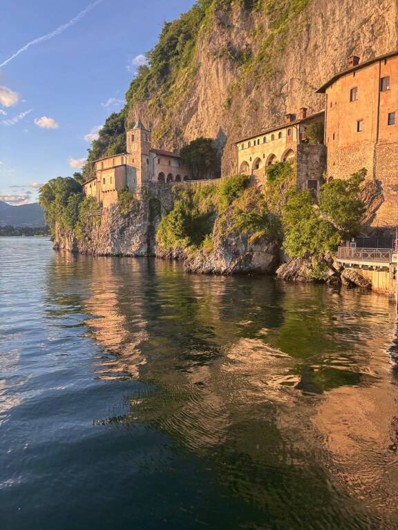 inaugurazione battello laveno santa caterina