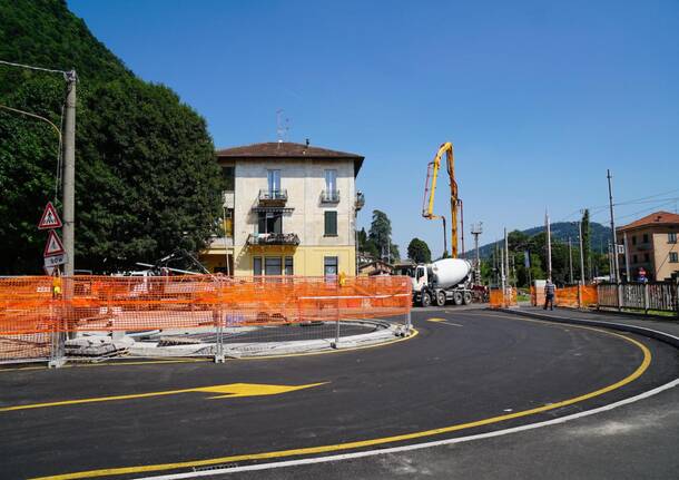 Alptransit Laveno Mombello 
