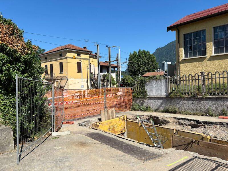 Gemonio, i cantieri accanto alla ferrovia