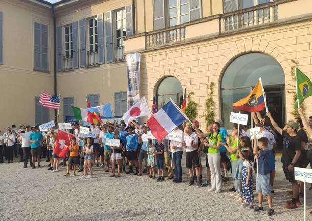 L'inaugurazione del Campionato del mondo di deltaplano a Laveno